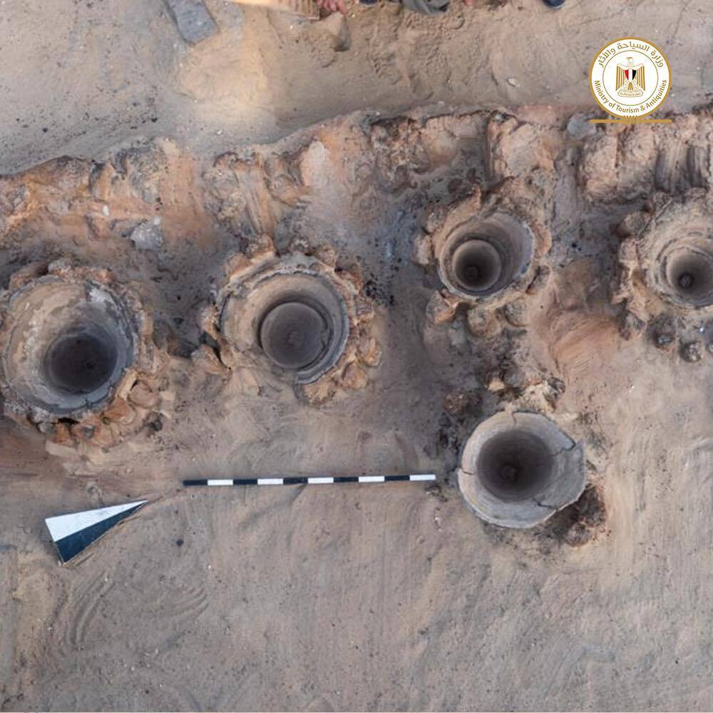 Археологи виявили в Абідосі глиняні резервуари для виробництва пива.