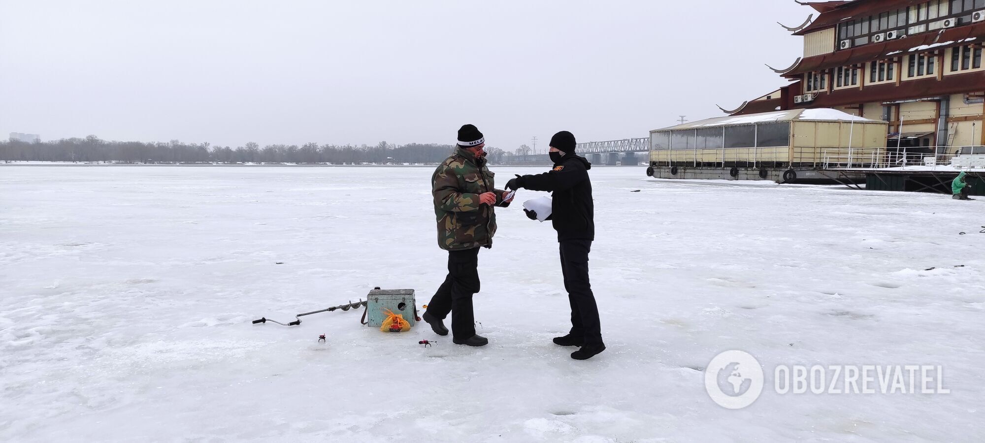 Спасатели провели профилактический рейд на льду