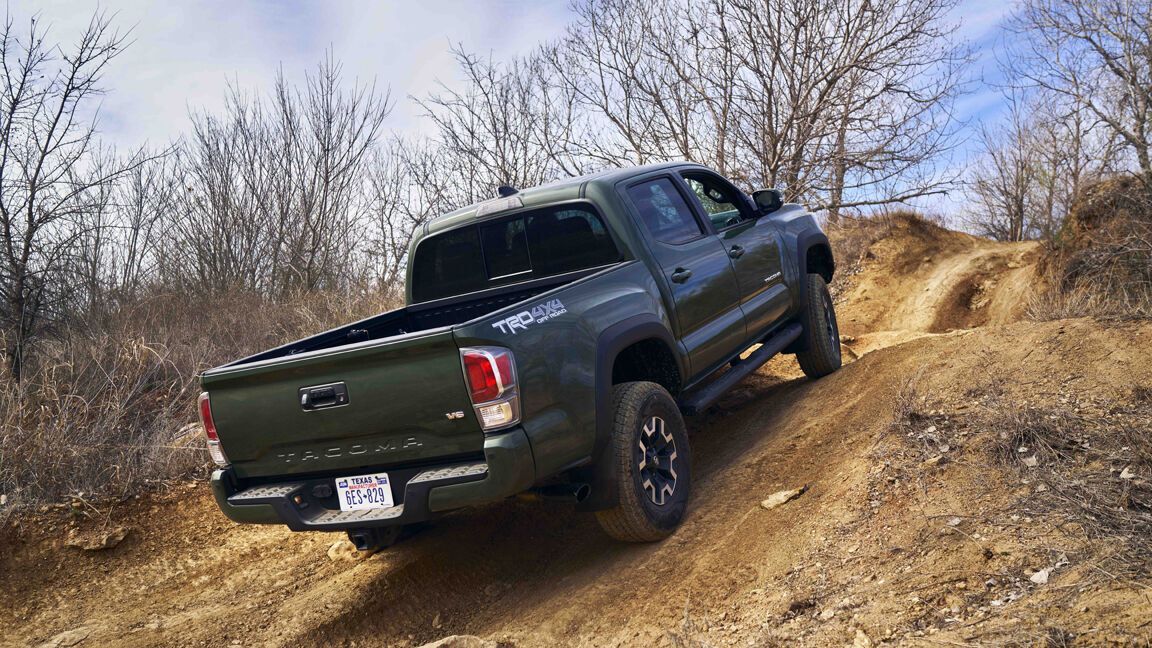 Лифт-комплект увеличил клиренс Toyota Tacoma