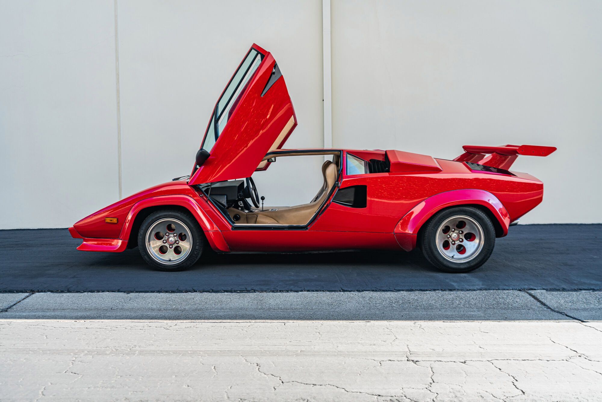 Один із 82 Lamborghini Countach LP400 S Series III