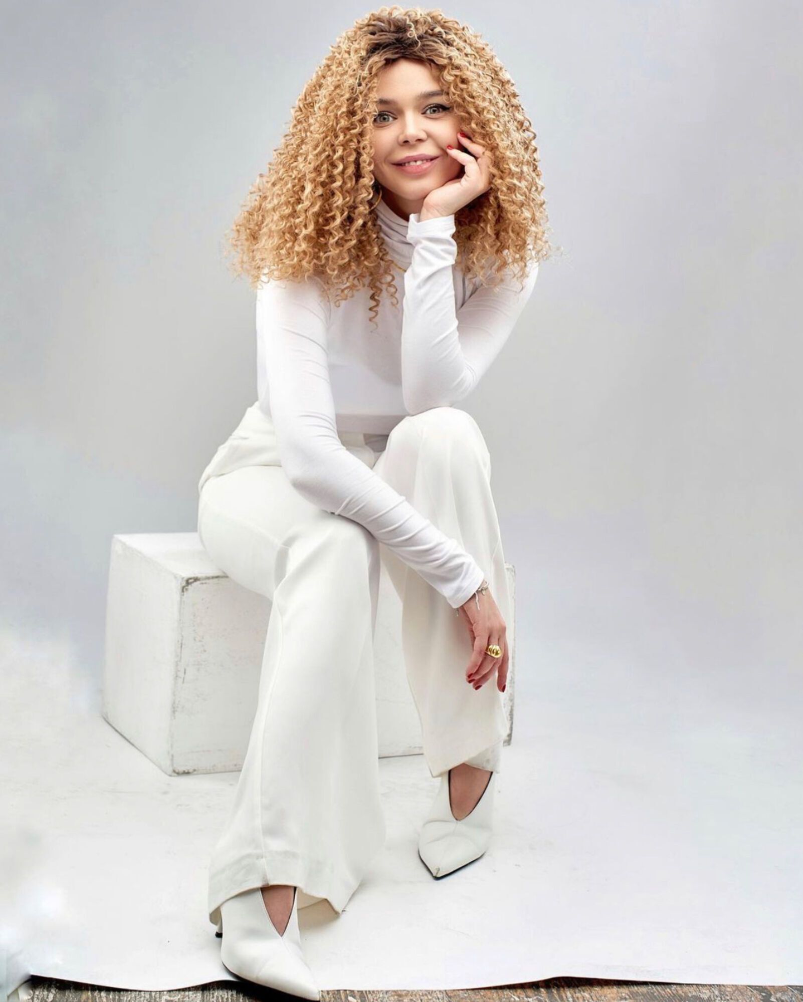 Українські артисти розповіли, на яких казках виросли