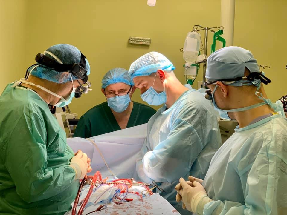 Трансплантацію провів кардіохірург Борис Тодуров