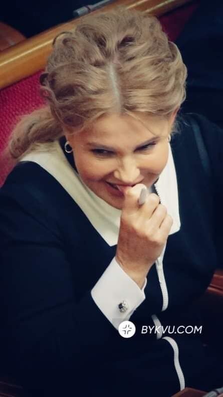 Запонки на рукавах Тимошенко