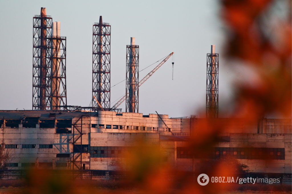 На Крымском титане будут сокращать сотрудников