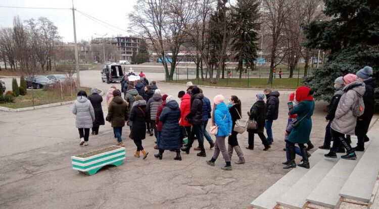 В Запорожье простились с врачом, которая героически погибла в пожаре. Фото