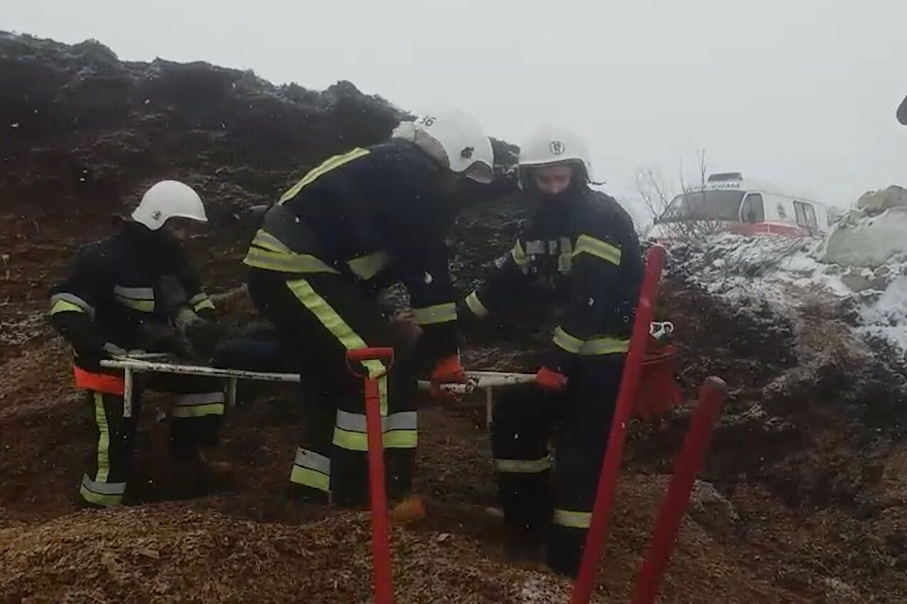 Пострадавших достали из-под завала.