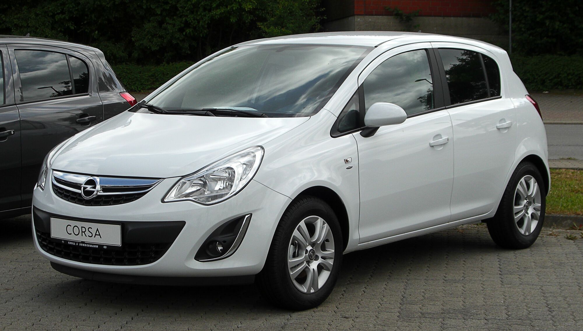 Opel Corsa 1.2 расходует 4 литра топлива на 100 км