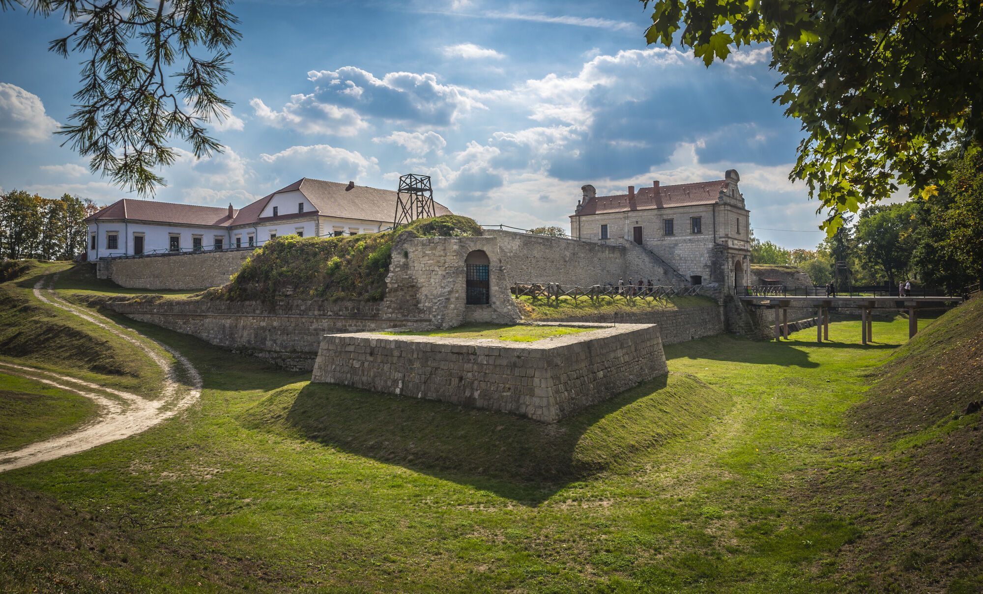Збаразький замок на Тернопольщине поражает пейзажами.