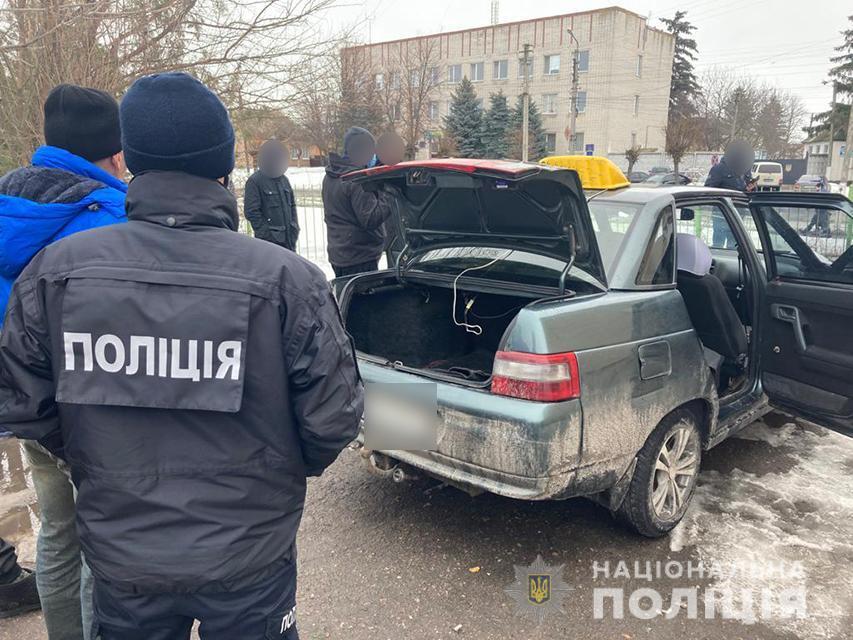 Підозрюваного таксиста затримали.