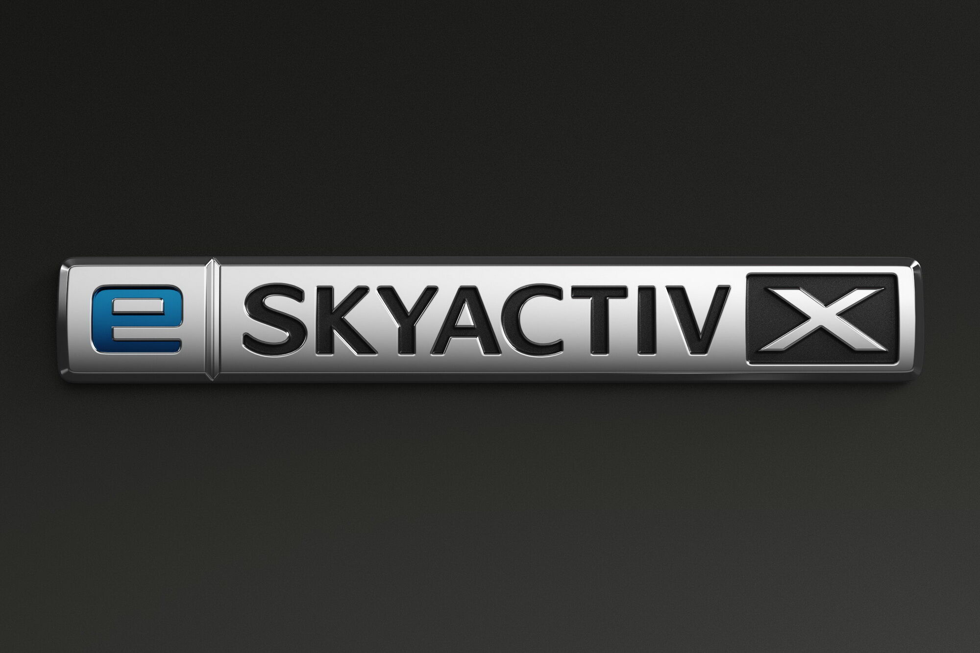 Новинка отримала позначення e-Skyactiv X