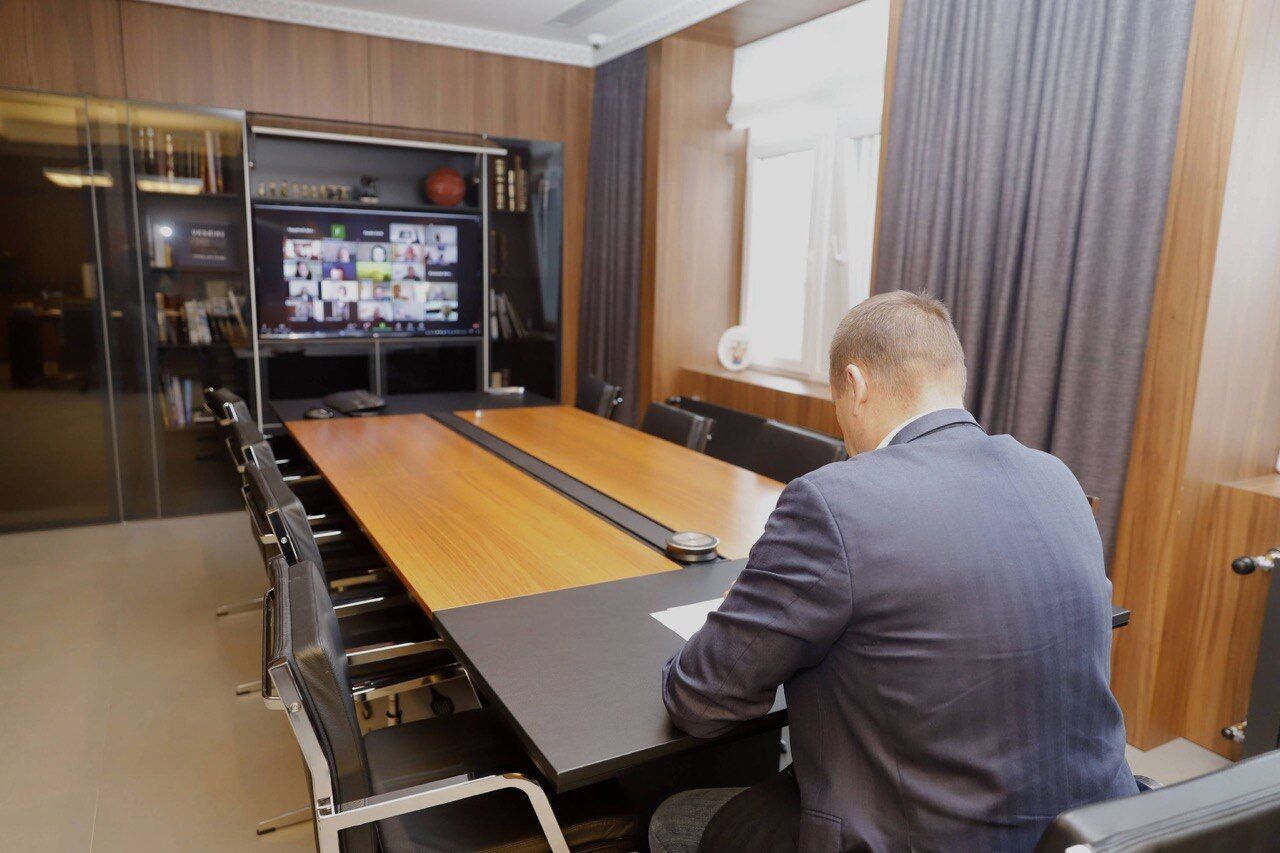 Филатов принял участие круглом столе относительно новой редакции закона "О местном самоуправлении в Украине"