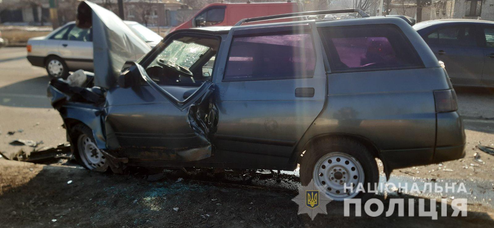 В Харькове произошло столкновение двух автомобилей