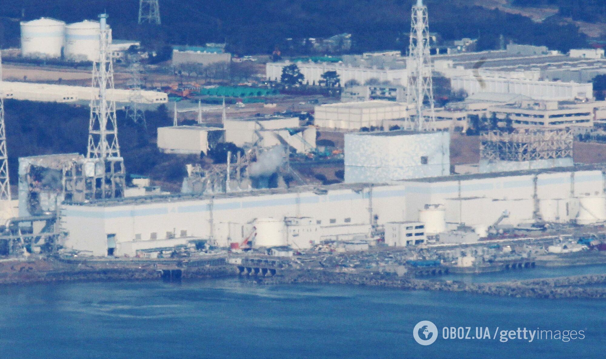 АЭС "Фукусима" 17 марта 2011 года (снимок с вертолета)