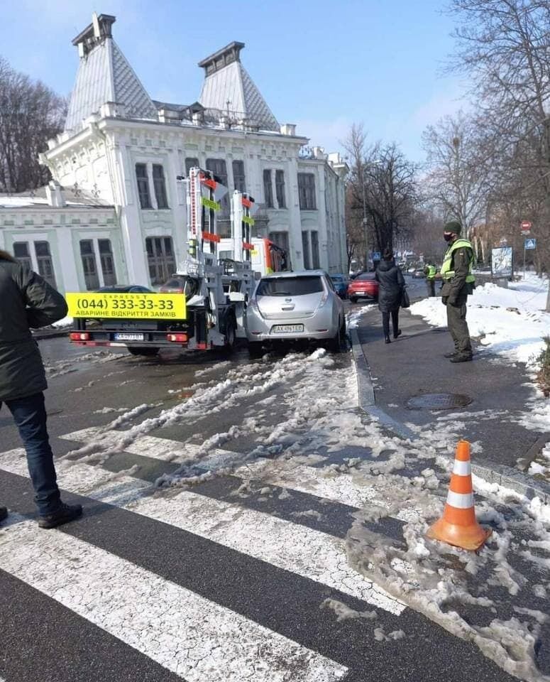 Политик нарушил ПДД