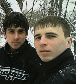 Віктор Саєнко та Ігор Супрунюк, "дніпропетровські маніяки", які вчинили низку вбивств в Дніпропетровську в 2007 році. Обидва відбувають довічне ув'язнення.