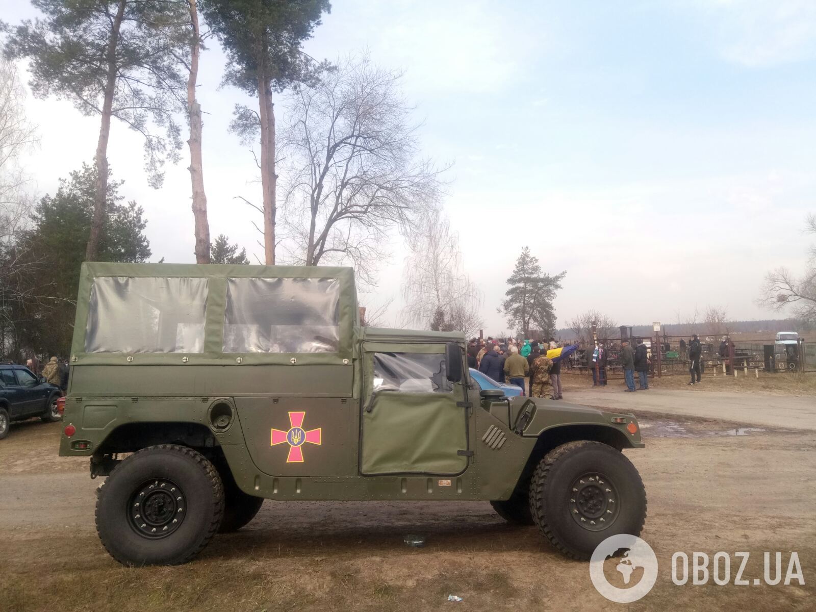 На Київщині попрощалися з воїном ЗСУ, якого убив снайпер на Донбасі. Фото