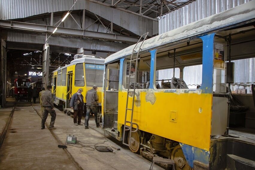 У Дніпрі капітально оновлюють електротранспорт