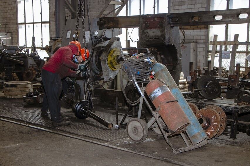 У Дніпрі капітально оновлюють електротранспорт