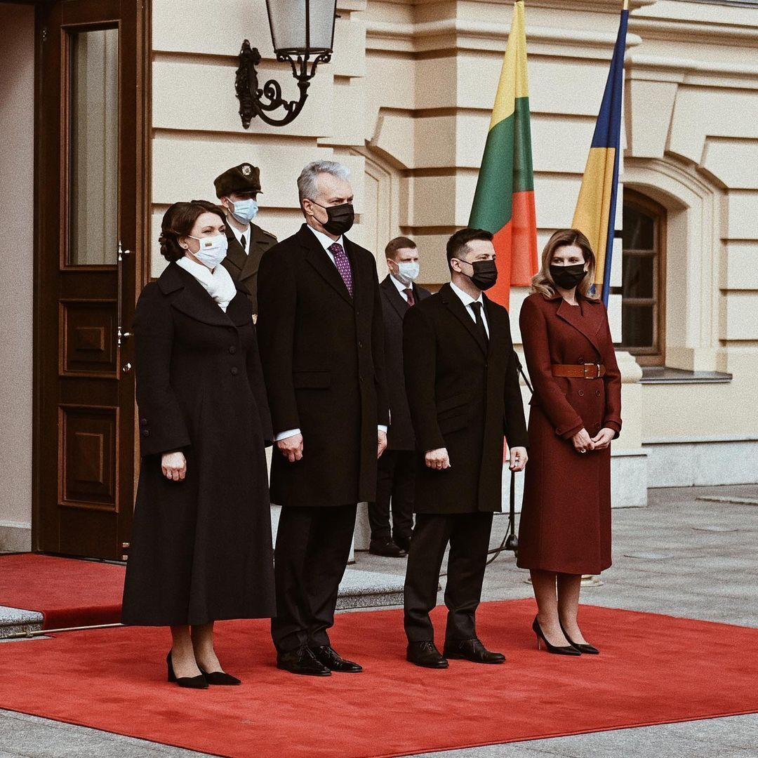 У Києві відбулася офіційна церемонія зустрічі президентів України та Литви