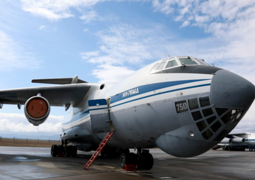 Военно-транспортный самолет ИЛ-76МД перебросил технику оккупантов на полигон