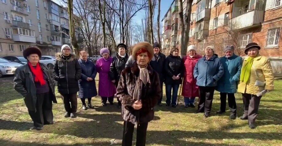 Представители организации "Отряды Путина".