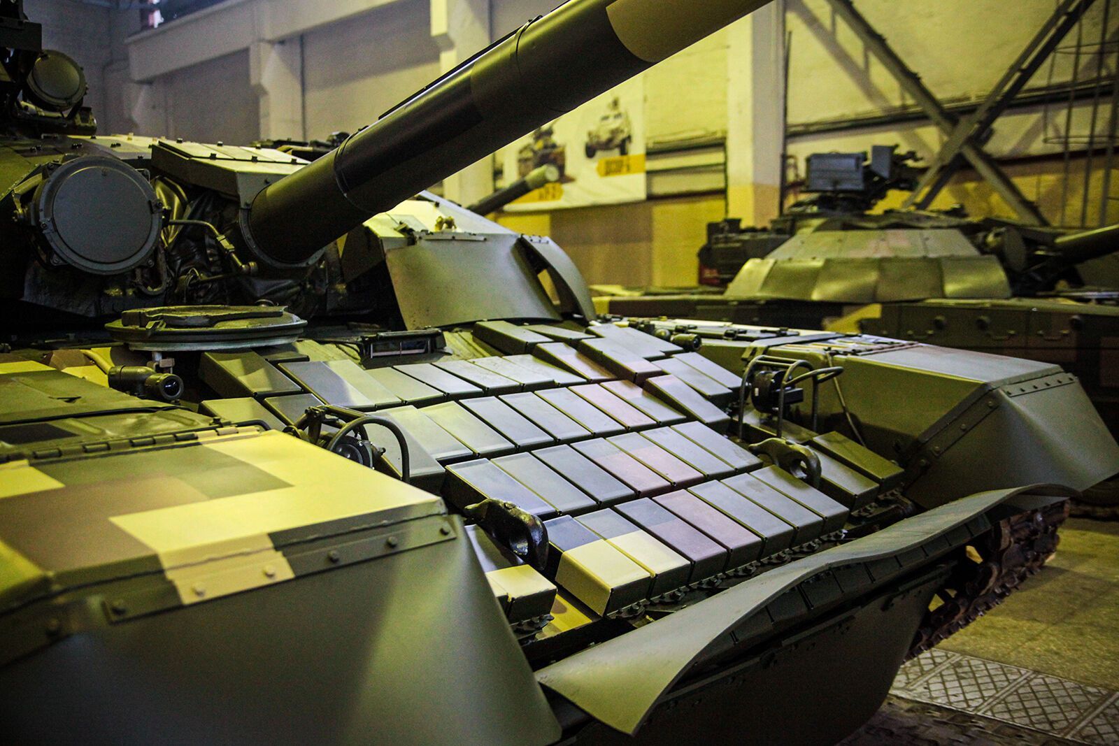Инженеры усовершенствовали ходовую часть в танке Т-72.