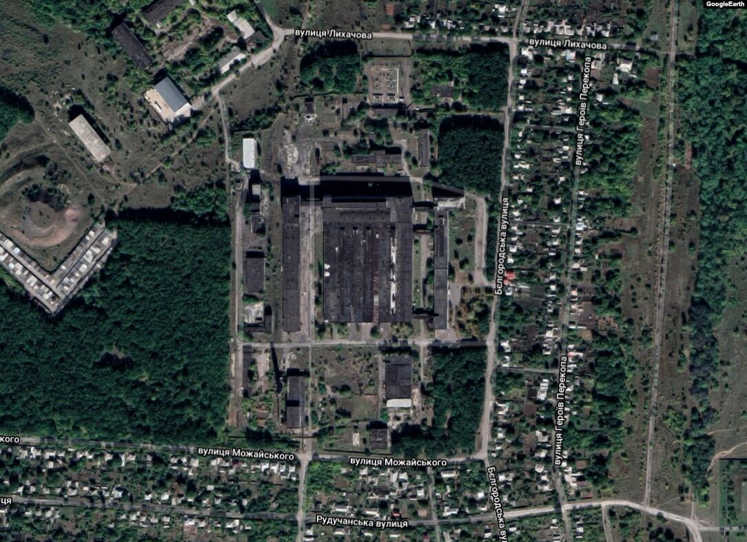 Вид завода на спутниковых снимках