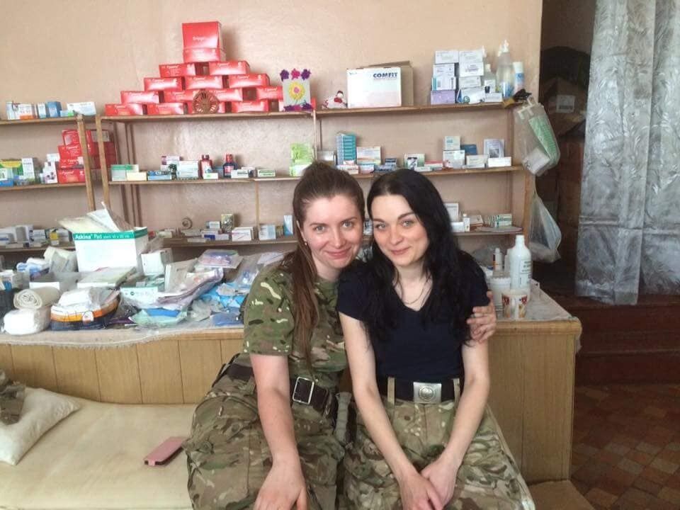 "Живу з постійним болем": медикиня "Айдару" рятувала воїнів на Донбасі, а зараз бореться за власне життя