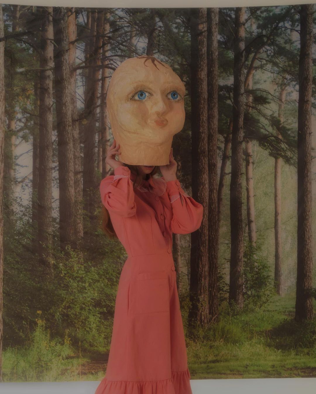 Модель примерила платья в стиле baby doll