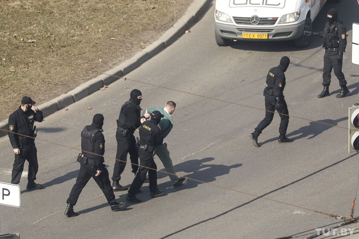 Затримання в Білорусі.