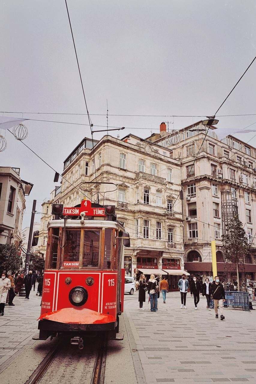 Чи варто летіти в Стамбул: що вражає і дратує