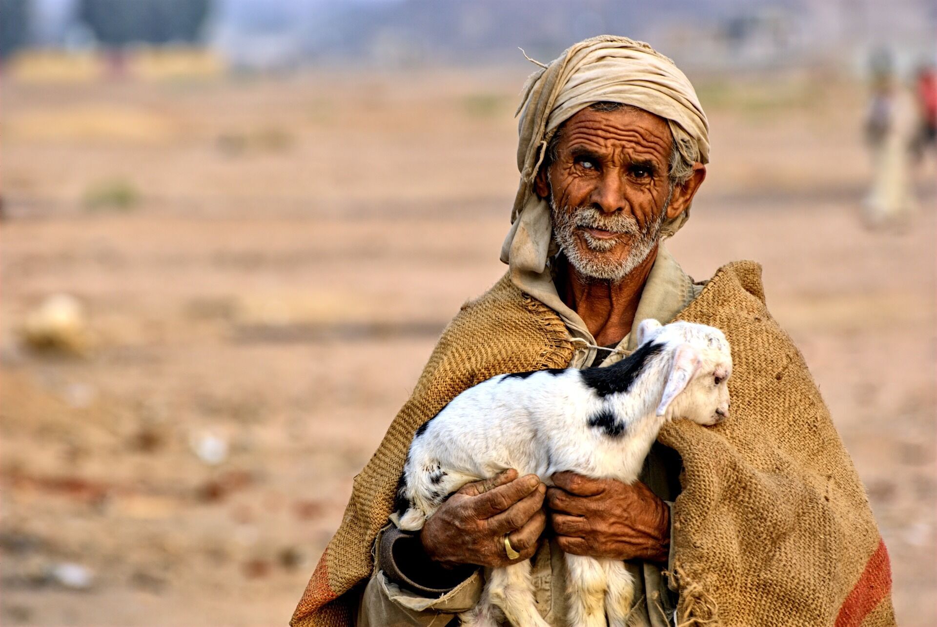 Отдыхающие в Дахабе могут поехать на экскурсию в бедуинскую деревню Ассала