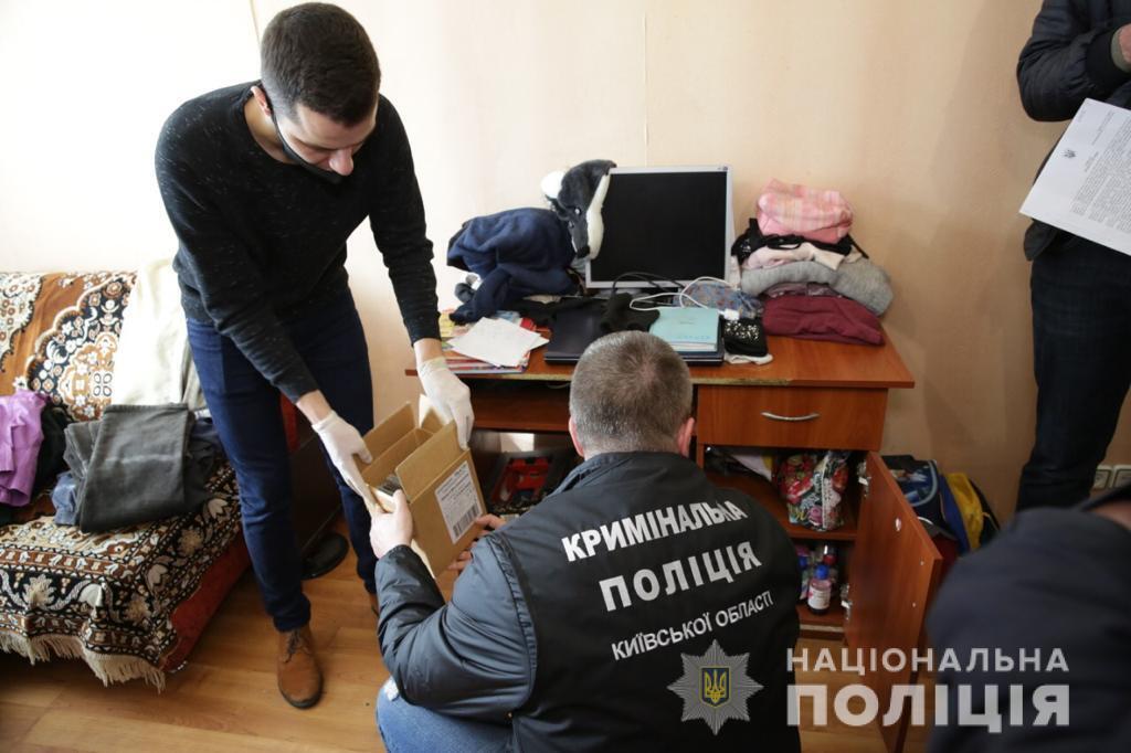 На Киевщине фотографа подозревают в распространению детского порно.