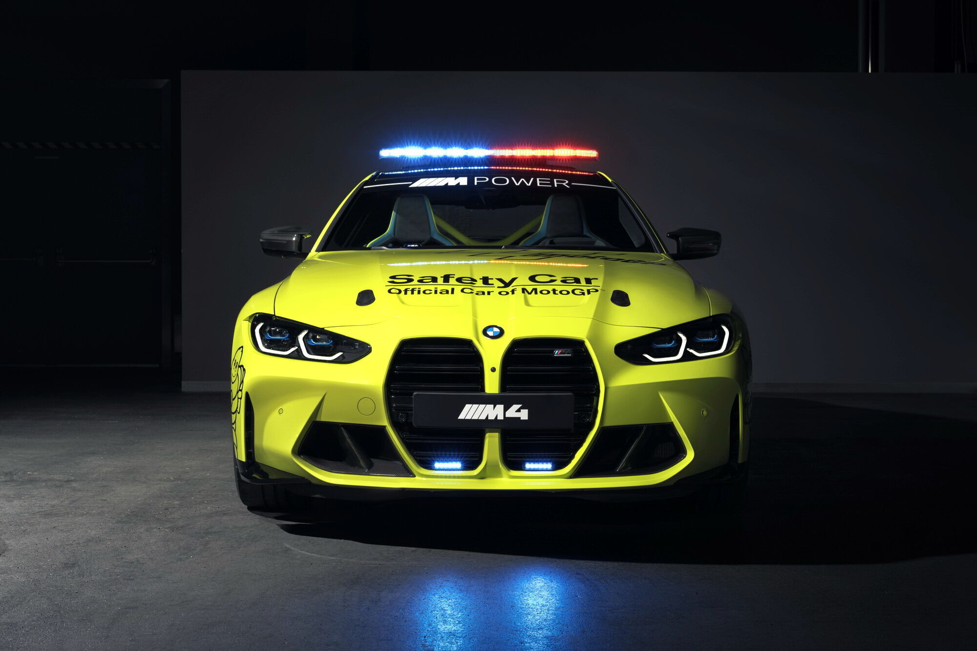 M4 Competition Coupe Safety Car получил яркий цвет São Paulo Yellow