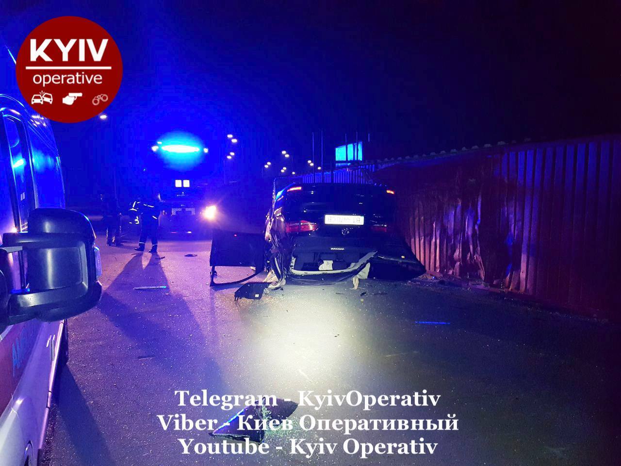 У Києві за день трапилося декілька великих ДТП: серед причин – п'яне водіння. Фото