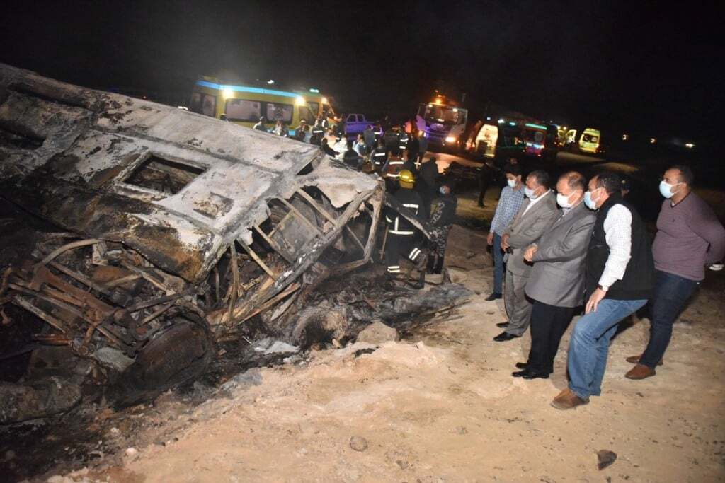 У Єгипті трапилася велика ДТП: 20 осіб згоріли живцем. Фото