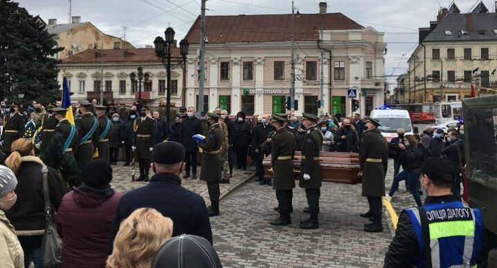 Чернівці попрощалися з Олексієм Мамчієм