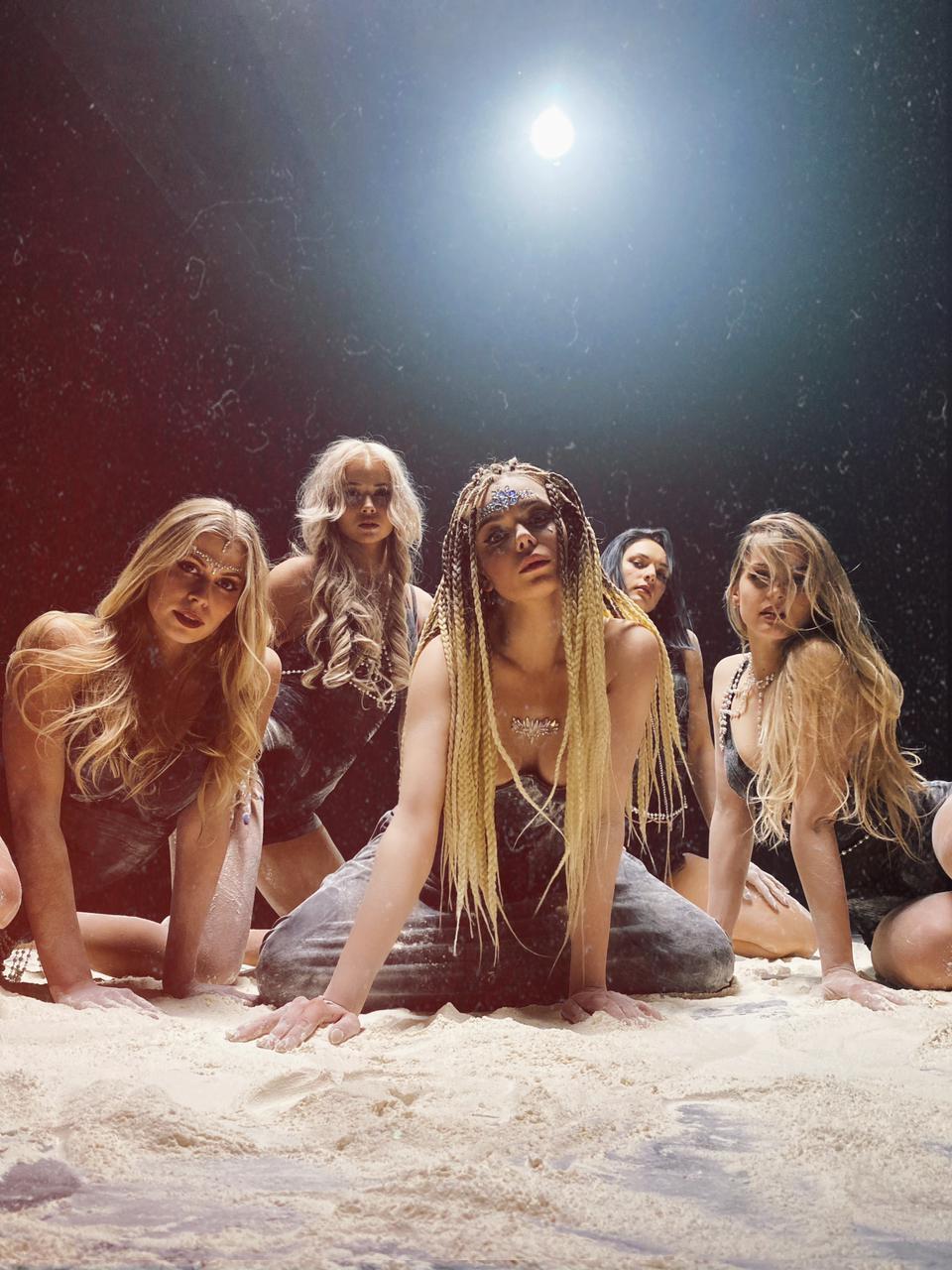 Grosu выпустила авторское видео на сингл "Міріада"