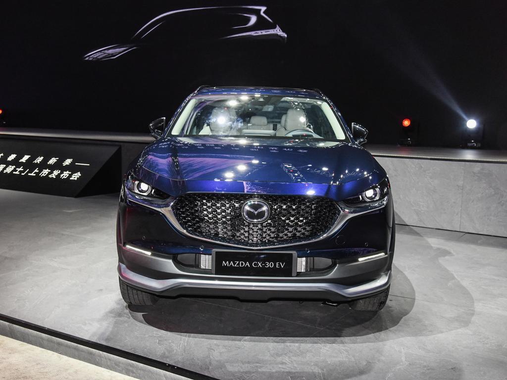 Mazda CX-30 EV станет первым электрокаром японской марки, который будет продаваться в Китае