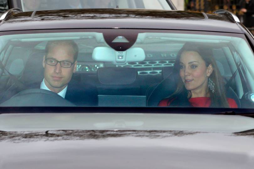 Автомобиль был подарен Миддлтон и Уильяму в год рождения принца Джорджа (2013)