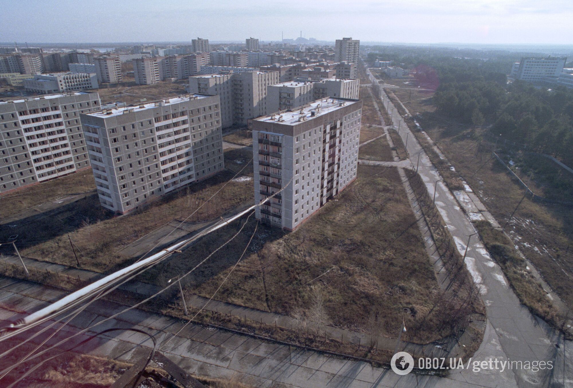 Многоквартирные дома в заброшенной Припяти, ноябрь 1995 года