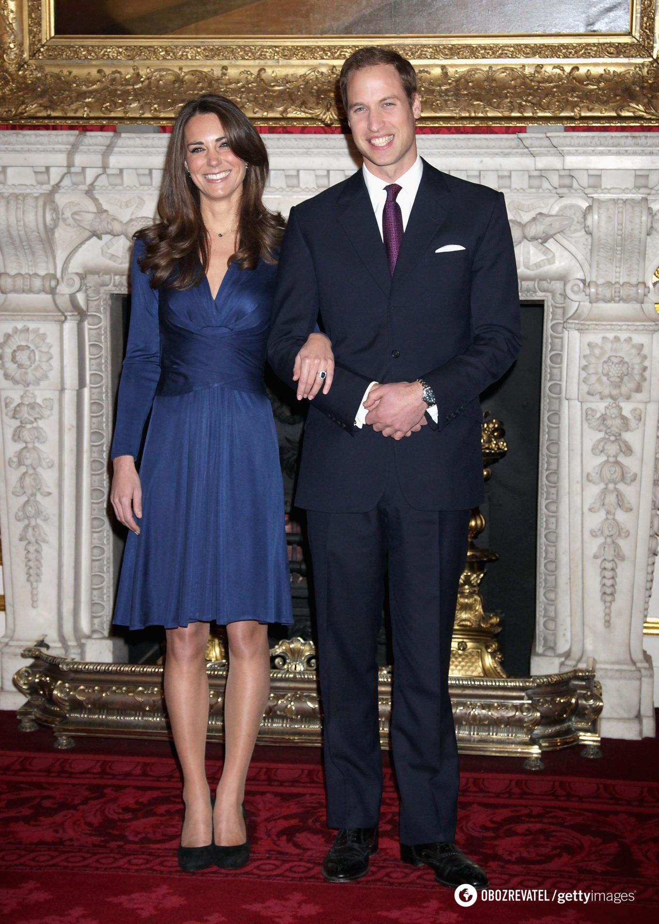16 листопада 2010 року Буккінгемський палац офіційно оголосив про заручини.
