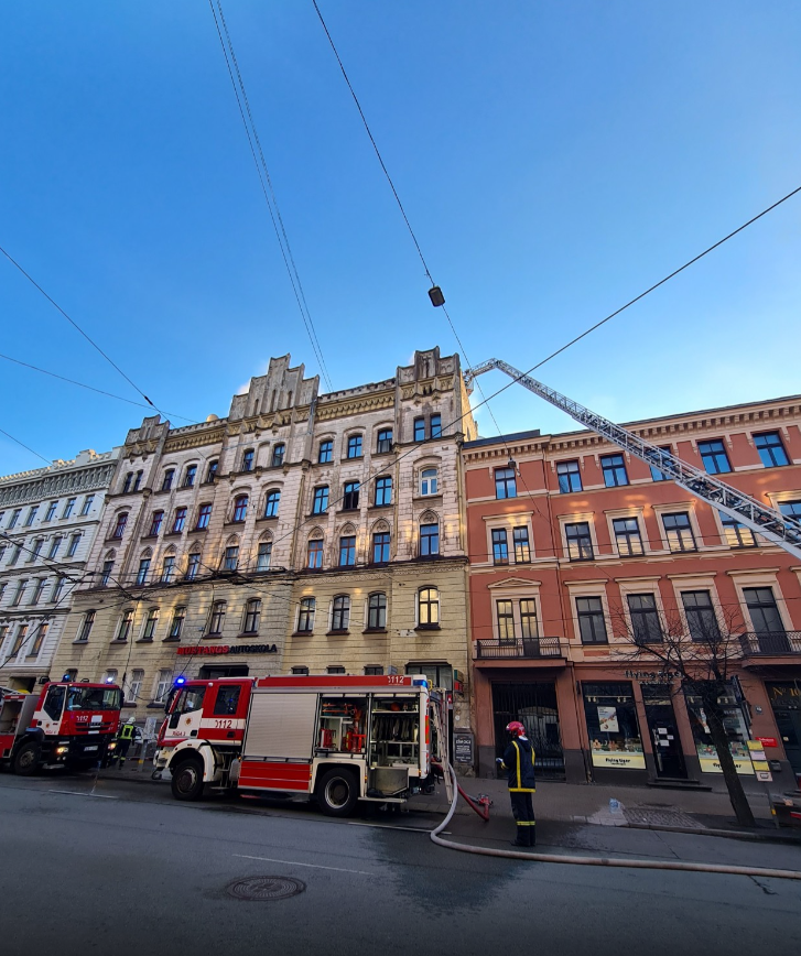 У Латвії трапилася пожежа в хостелі: багато загиблих. Фото та відео