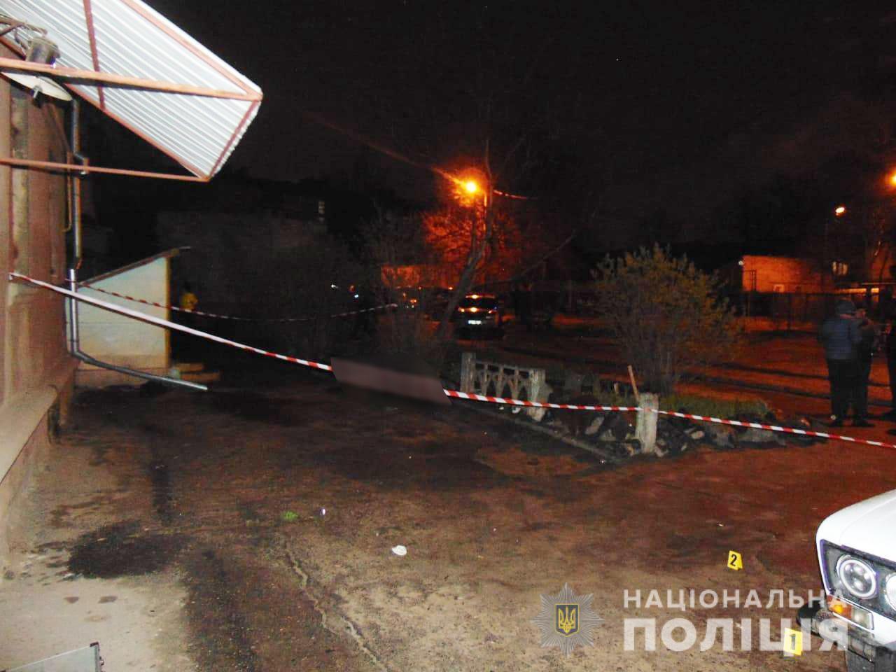 У Миколаєві підліток застрелив чоловіка з помсти – МВС