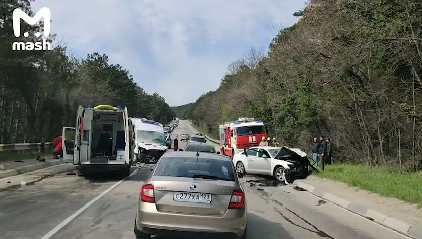 У ДТП загинула одна людина і троє постраждали.