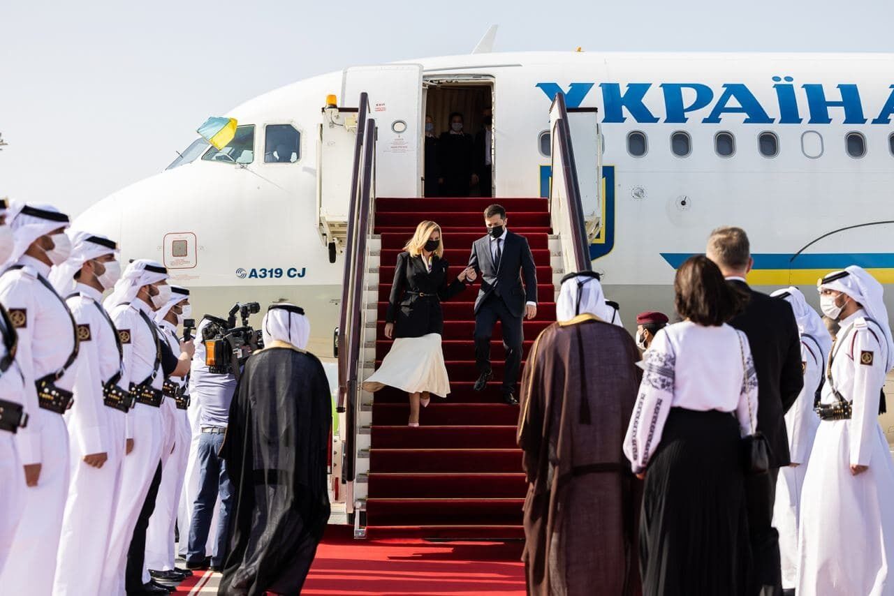 Зеленский с женой прибыли в Катар с официальным визитом: детали