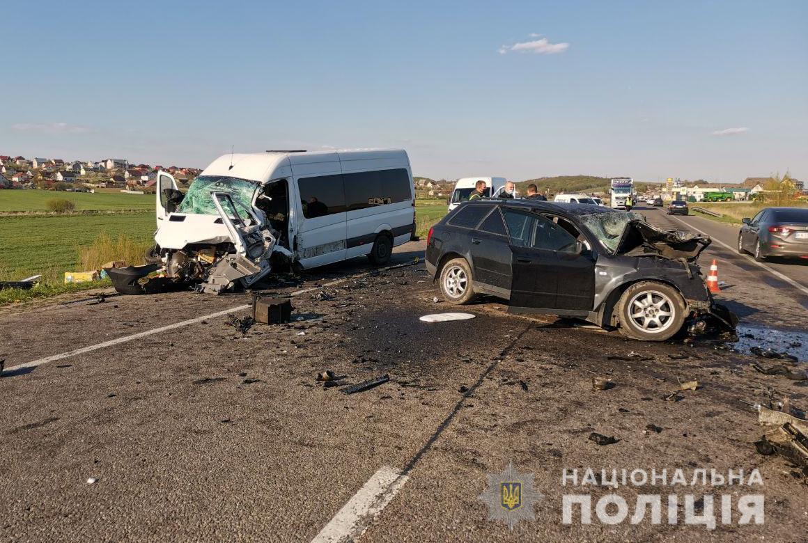 Смертельное ДТП под Ривне: в день гибели семья ехала на кладбище