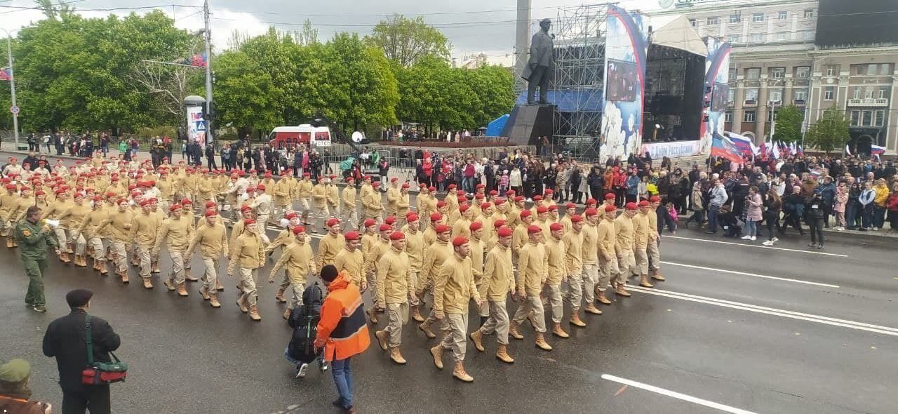 До участі в ході в "Л/ДНР" залучили "Юнармію"