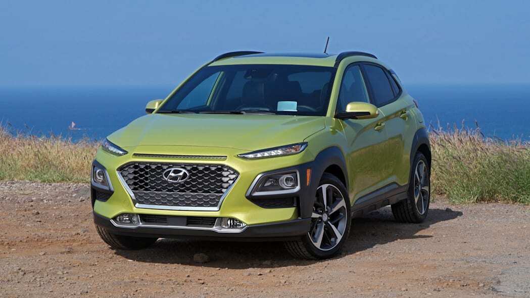 Лучшим субкомпактным SUV назван Hyundai Kona 2018-2020