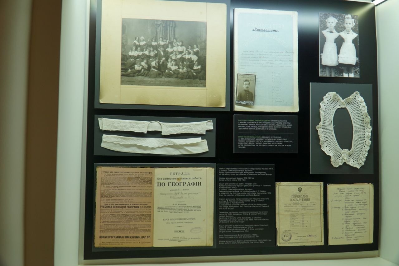 Документы, выставленные в Музее истории.